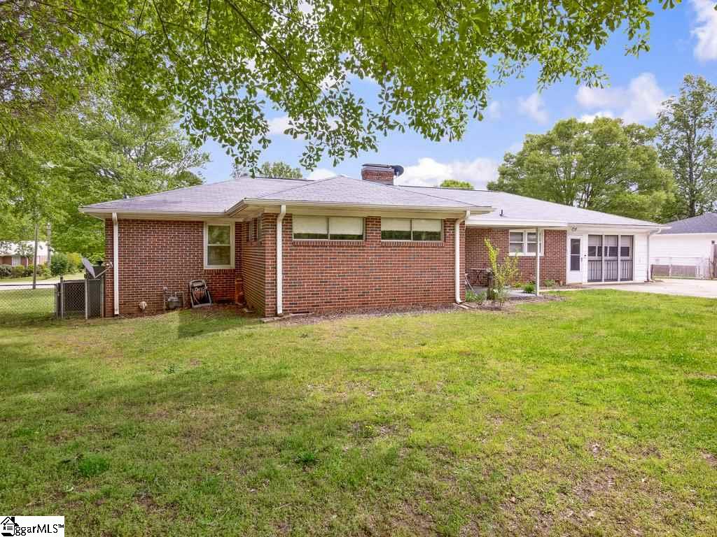135 Waddell Road Greenville, SC 29609 - Photo 28 of 33 Gallery Image 28