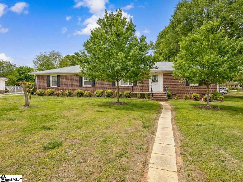 135 Waddell Road Greenville, SC 29609 - Photo 32 of 33 Gallery Image 32