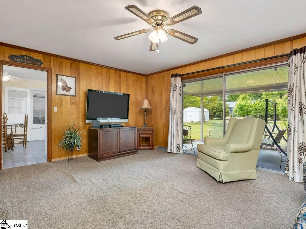 135 Waddell Road Greenville, SC 29609 - Photo 8 of 33 Gallery Image 8