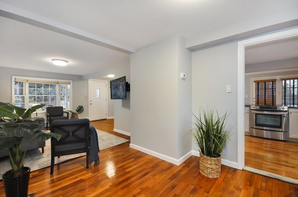 32 Carl Road Arlington, MA 02474 - Photo 5 of 42