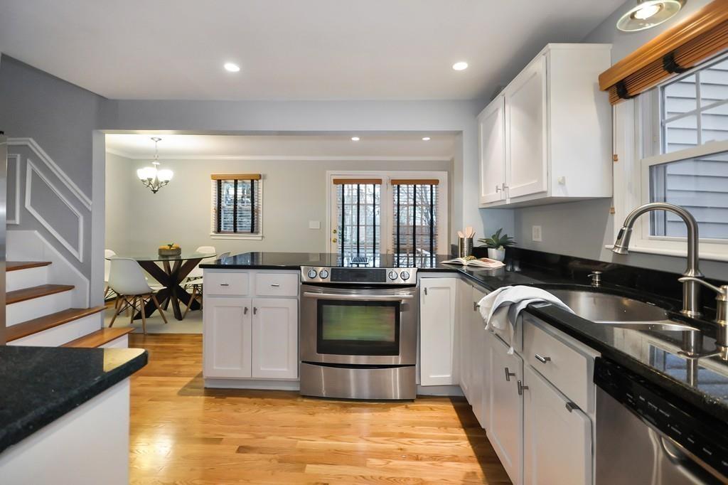 32 Carl Road Arlington, MA 02474 - Photo 7 of 42