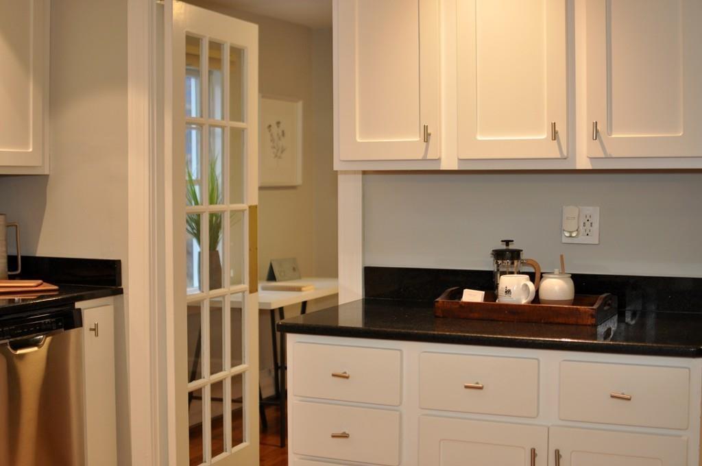 32 Carl Road Arlington, MA 02474 - Photo 9 of 42