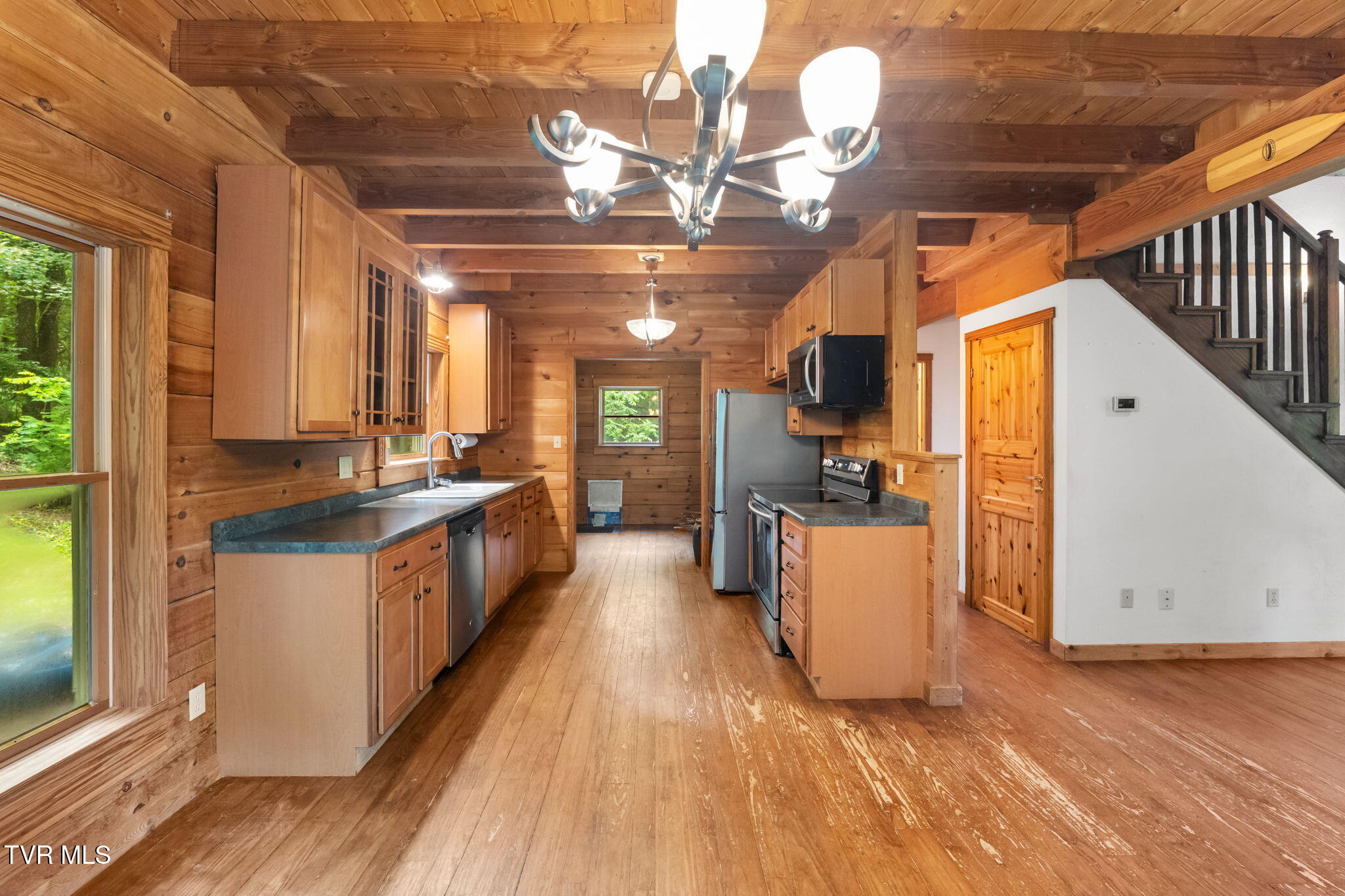 21179 Green Spring Road Abingdon, VA 24211 - Photo 19 of 37 21-web-or-mls-21197-green-spring-rd