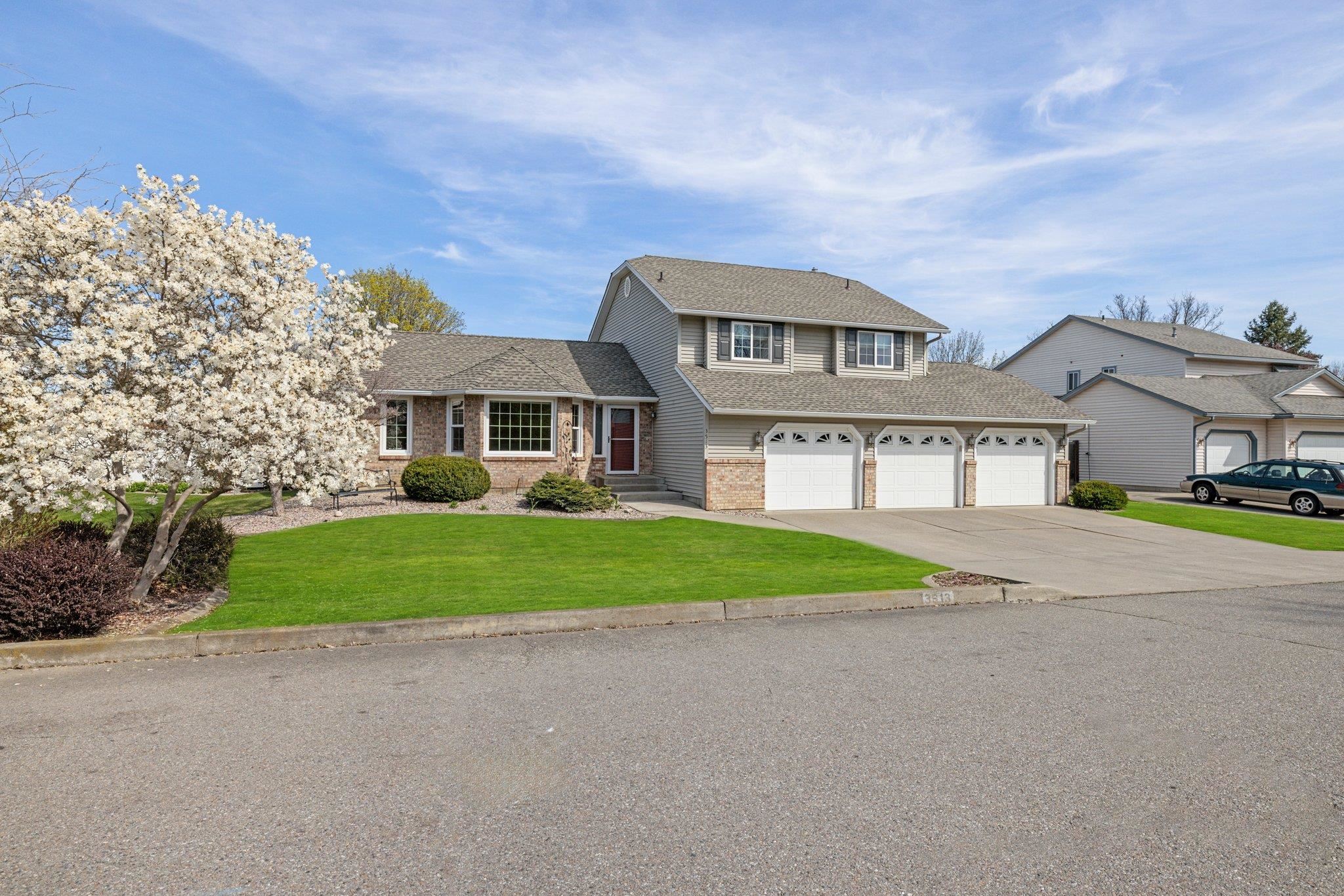 3513 South Whipple Road Spokane Valley, WA 99206 - Photo 1 of 50