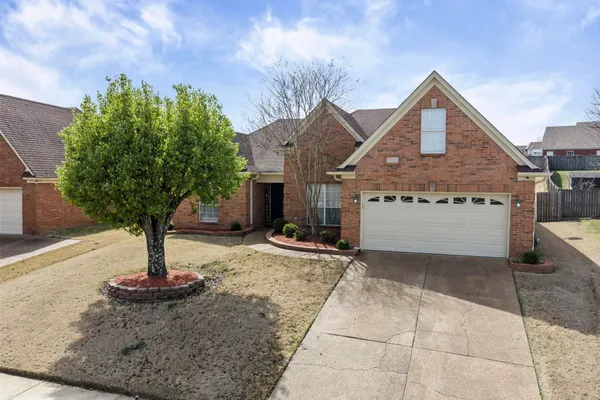 $375,000 | 5035 Wolfchase Farms Parkway, Bartlett, TN 38002