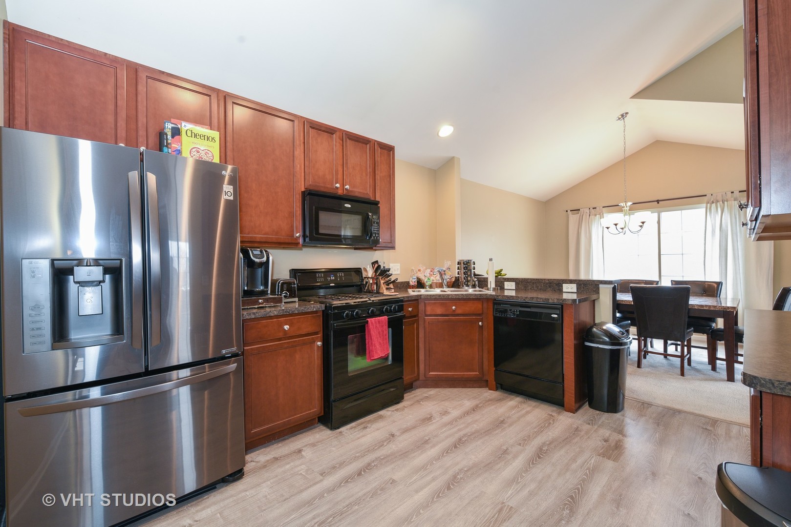 3356 Cameron Drive Elgin, IL 60124 - Photo 4 of 11