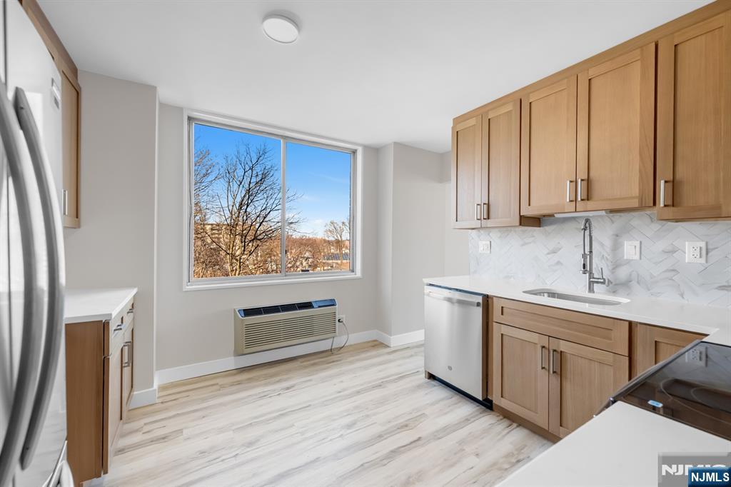 160 Overlook Avenue, Unit 3A Hackensack, NJ 07601 - Photo 12 of 30