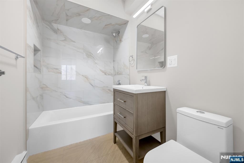 160 Overlook Avenue, Unit 3A Hackensack, NJ 07601 - Photo 21 of 30