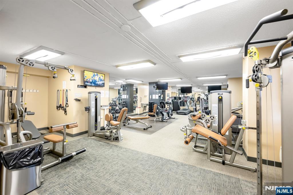 160 Overlook Avenue, Unit 3A Hackensack, NJ 07601 - Photo 26 of 30