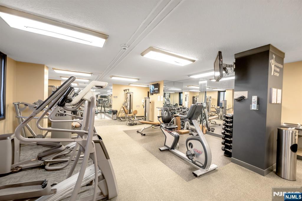 160 Overlook Avenue, Unit 3A Hackensack, NJ 07601 - Photo 28 of 30