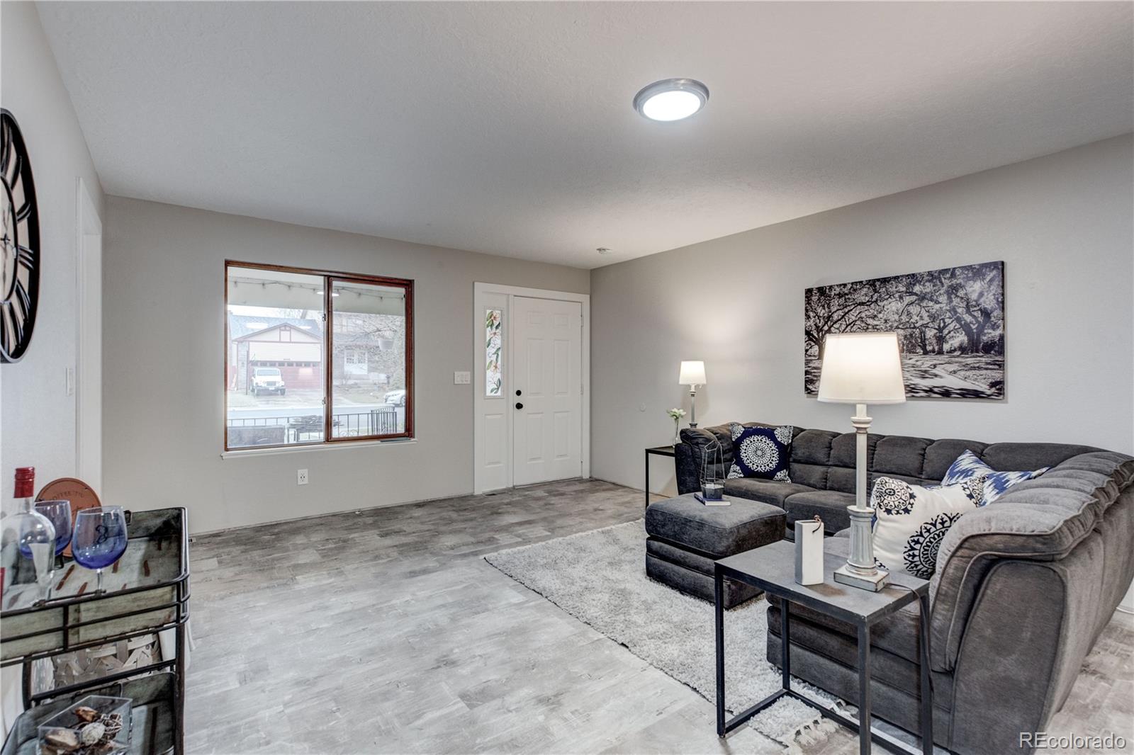 4941 10th Street Road Greeley, CO 80634 - Photo 3 of 22 Gallery Image 3