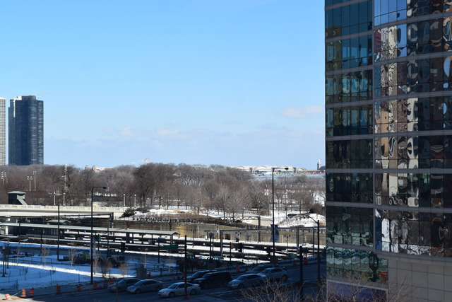 1250 South Indiana Avenue, Unit 606 Chicago, IL 60605 - Photo 11 of 16 a view of a city