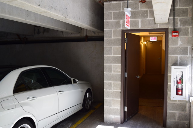 1250 South Indiana Avenue, Unit 606 Chicago, IL 60605 - Photo 12 of 16 a utility room with dryer and washer