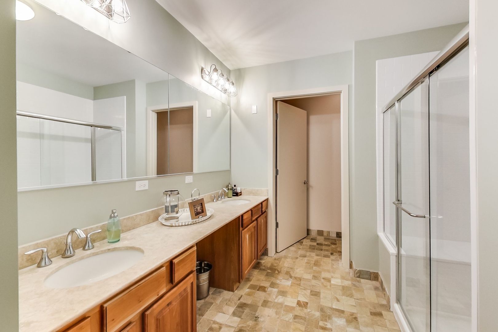327 Front Street, Unit 2403 Lemont, IL 60439 - Photo 26 of 32