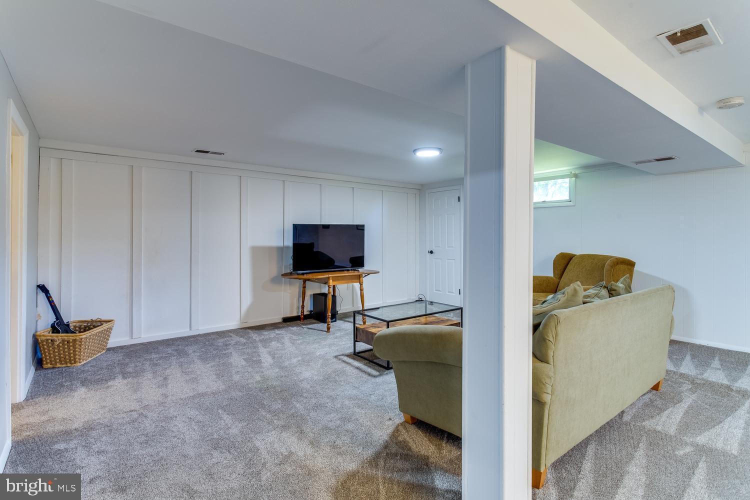 5900 Hanna Road Sykesville, MD 21784 - Photo 45 of 72 Rec Room, recessed lighting