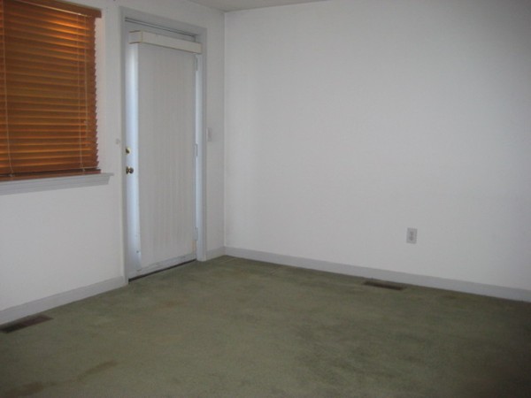360 Littleton Road, Unit C7 Chelmsford, MA 01824 - Photo 3 of 5