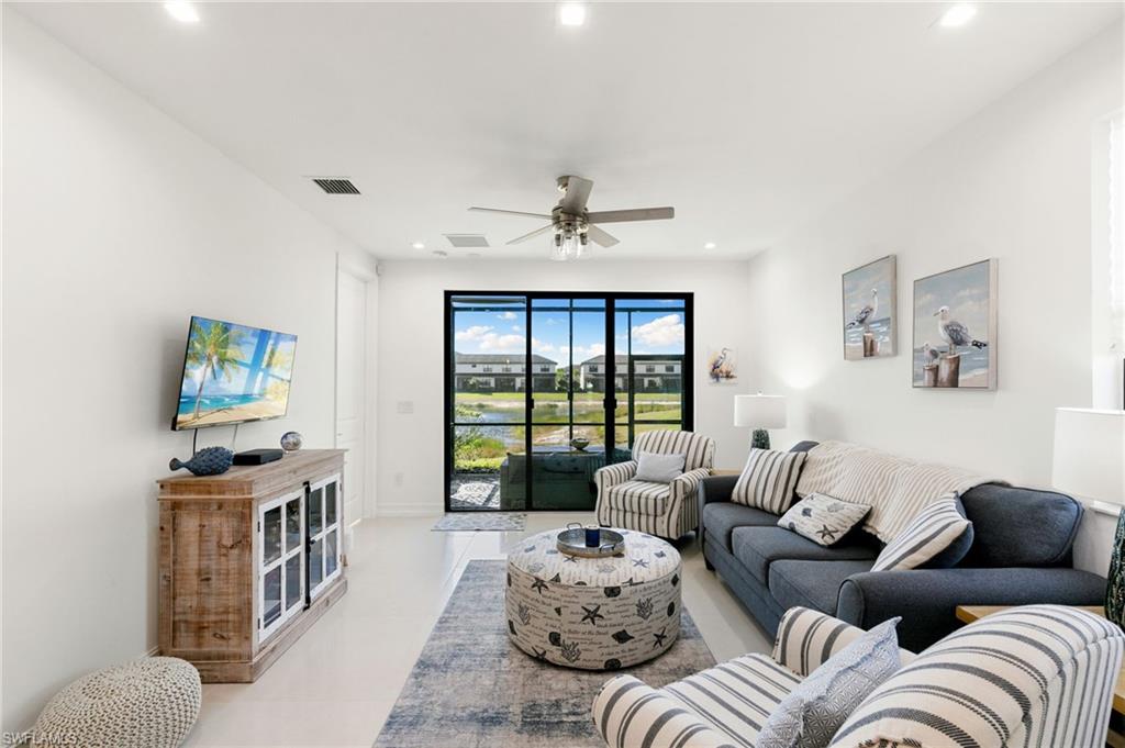 7437 Rockefeller Drive Naples, FL 34119 - Photo 9 of 32