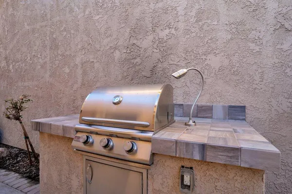 $599,000 | 5 Acapulco Drive, Palm Desert, CA 92260