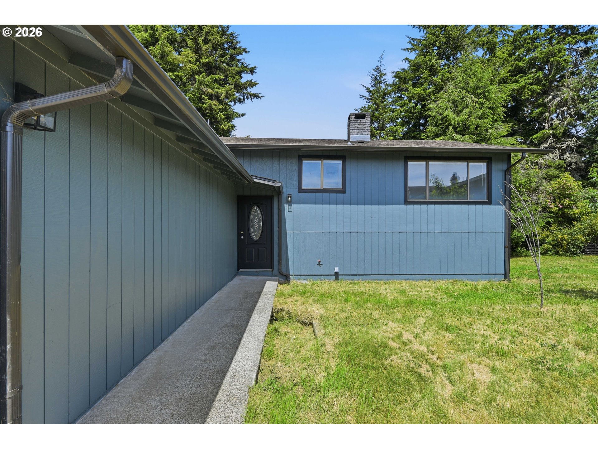 471 Camellia Court Reedsport, OR 97467 - Photo 2 of 44