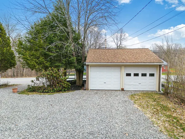 $389,900 | 310 Ridge Road, Fairfield, ME 04937