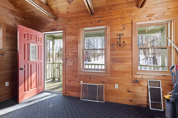 $389,900 | 310 Ridge Road, Fairfield, ME 04937