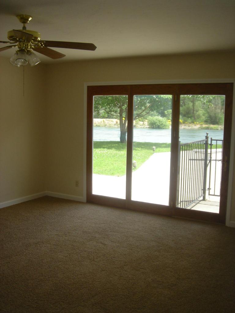6341 Riverside Drive Redding, CA 96001 - Photo 18 of 20 a view of empty room with a window