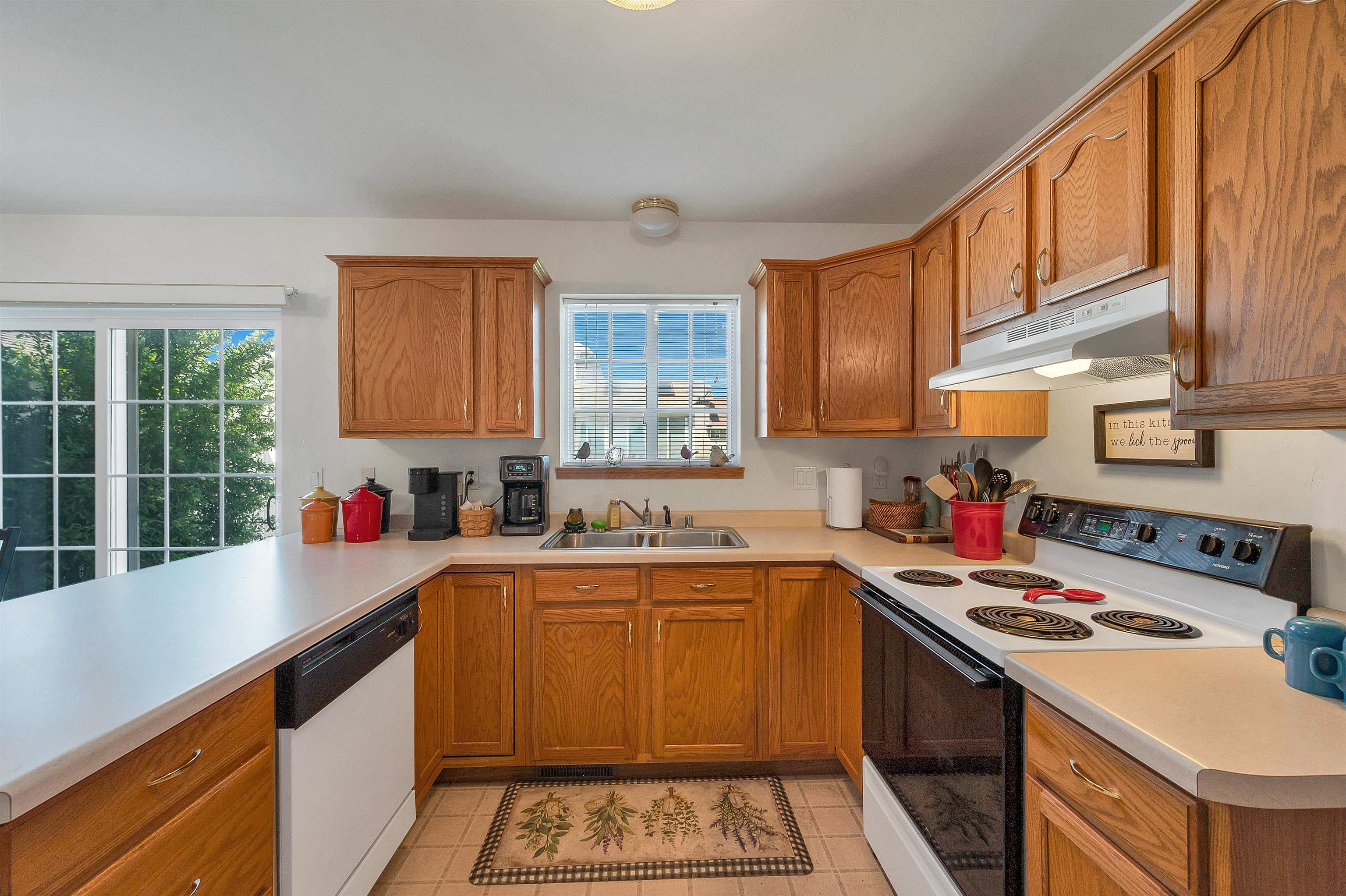 2535 Gemini Road Green Bay, WI 54311 - Photo 17 of 45