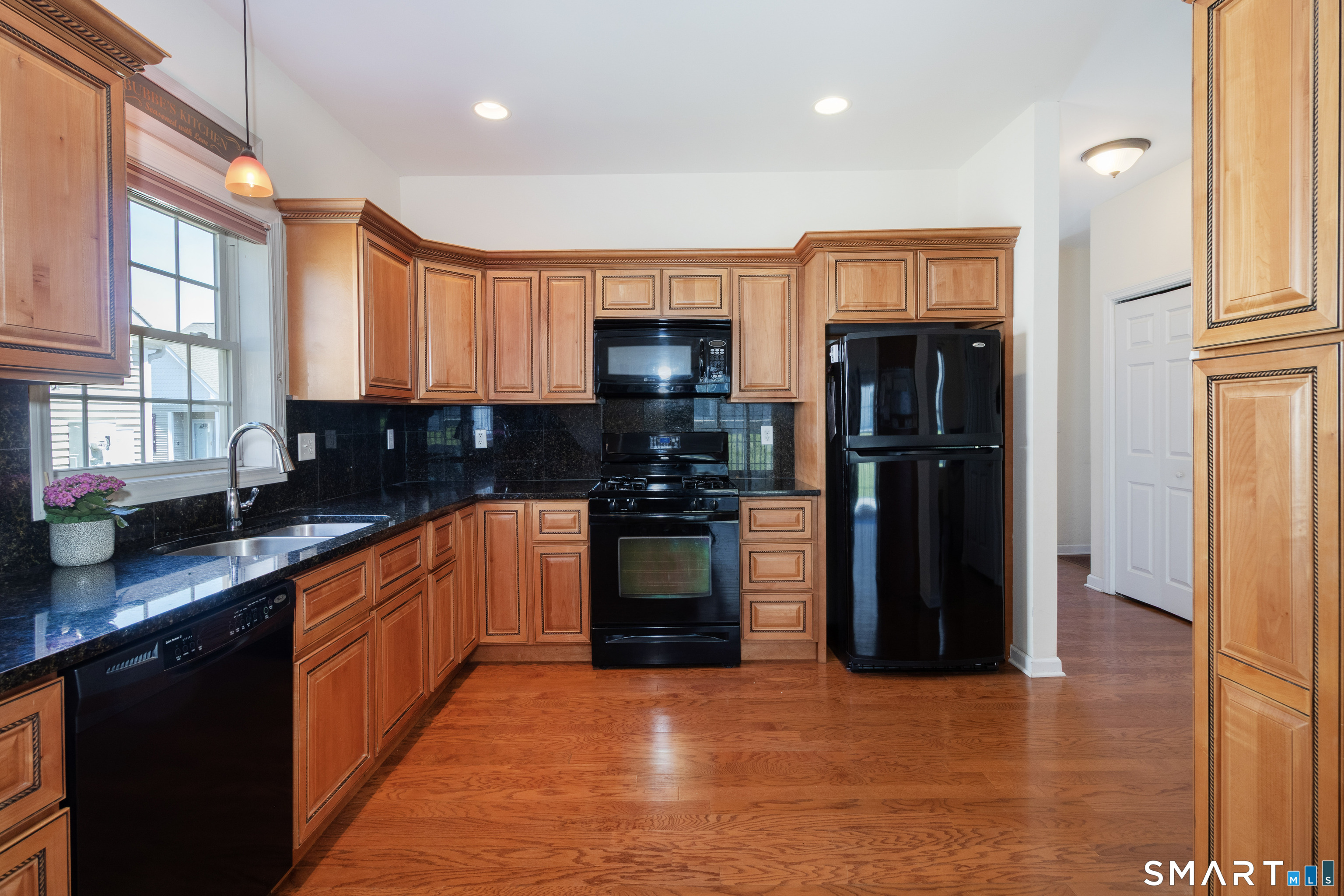 2950 State Street, Unit 22 Hamden, CT 06517 - Photo 6 of 30