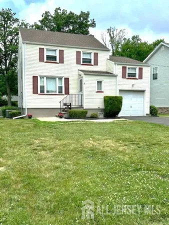 $495,900 | 220 Penfield Place, Dunellen, NJ 08812