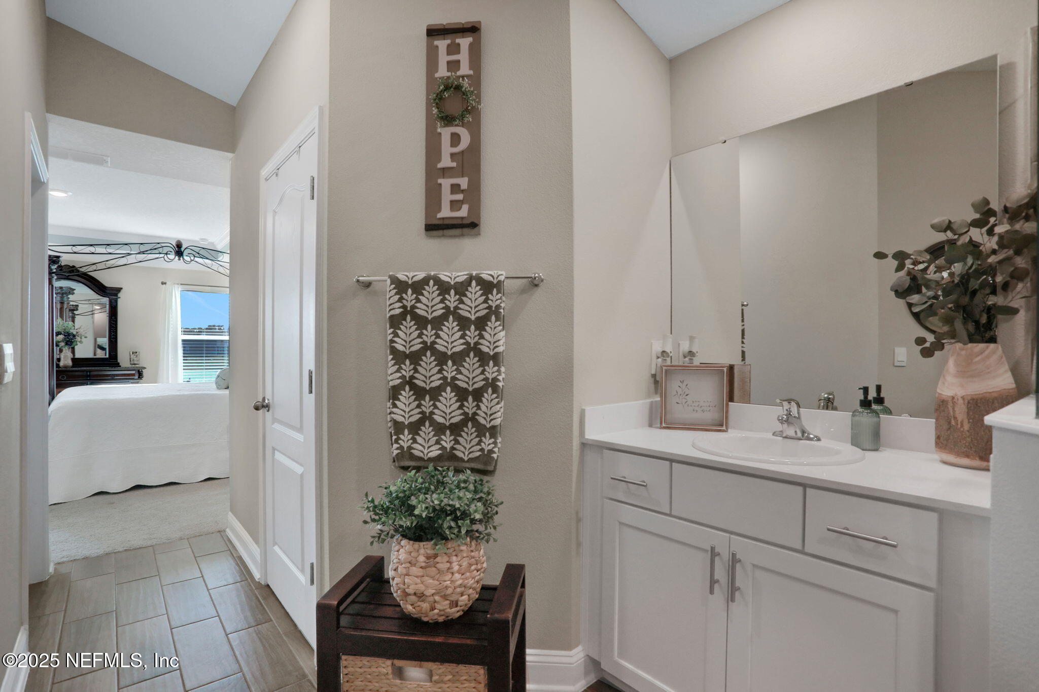 2496 Cold Stream Lane Green Cove Springs, FL 32043 - Photo 26 of 58 Primary Bath