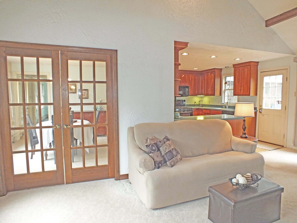 79 Mill Road Chelmsford, MA 01824 - Photo 8 of 28