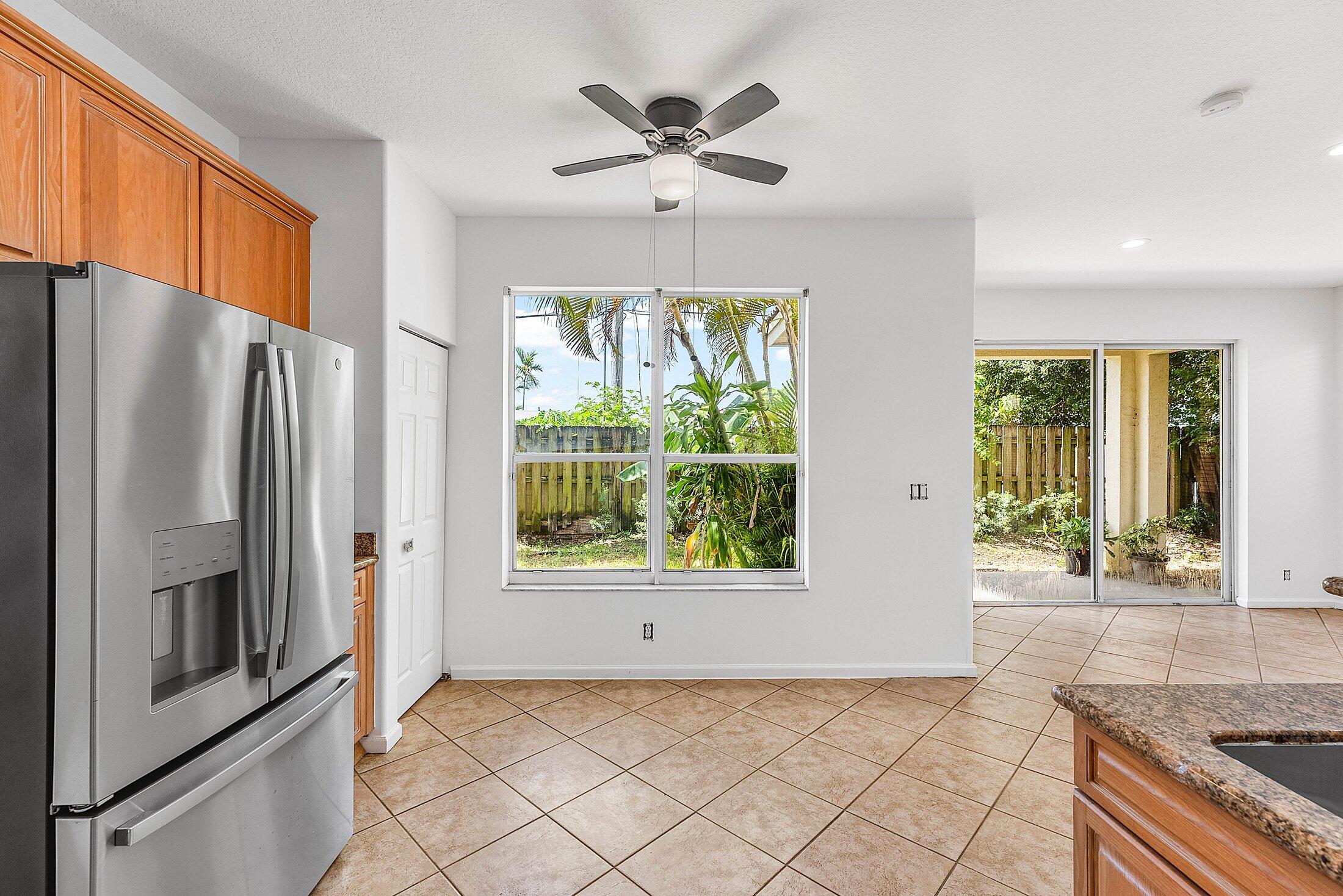 9724 Vineyard Court Boca Raton, FL 33428 - Photo 16 of 56 016-9724VineyardCourt-BocaRaton-FL-33428