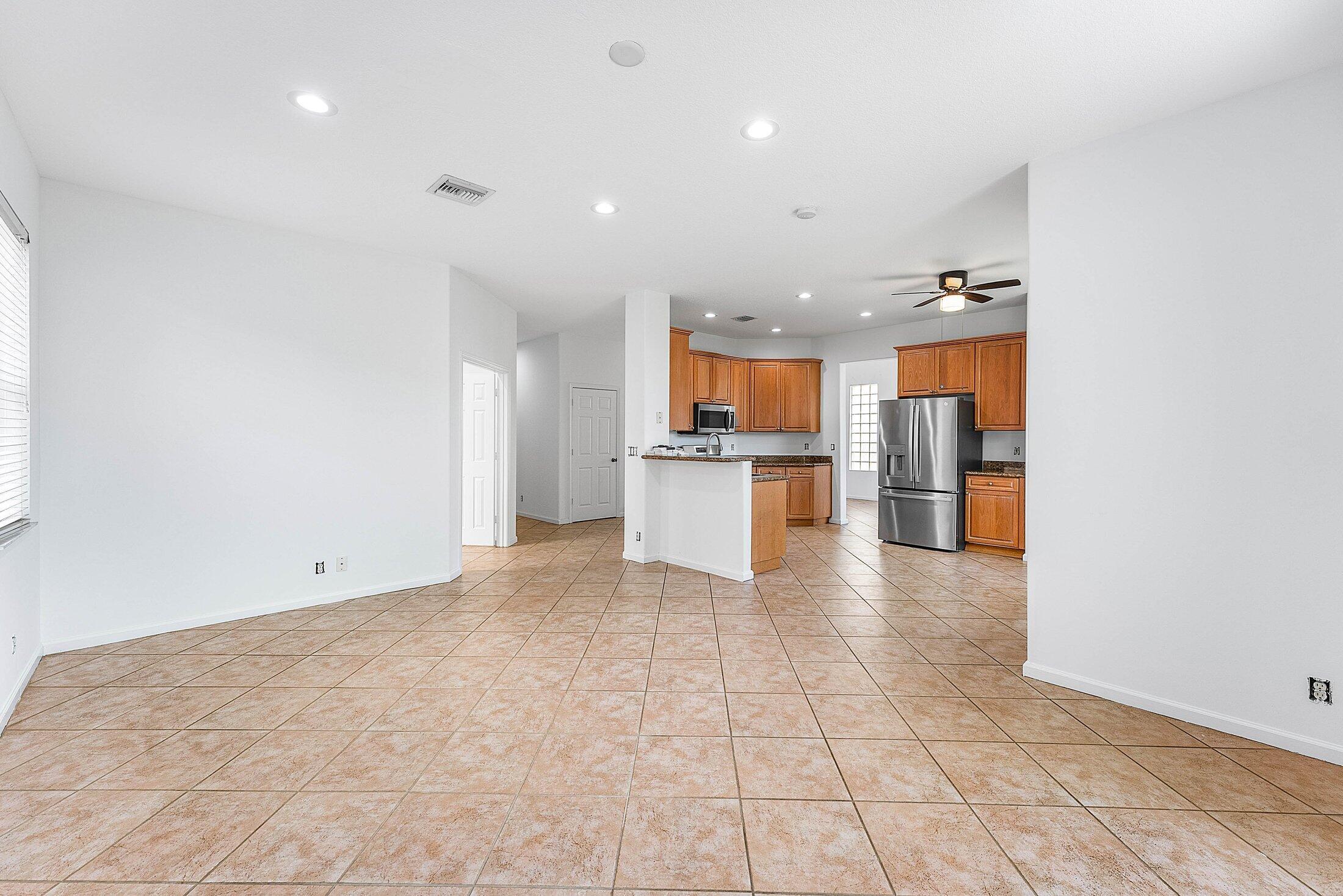 9724 Vineyard Court Boca Raton, FL 33428 - Photo 19 of 56 019-9724VineyardCourt-BocaRaton-FL-33428
