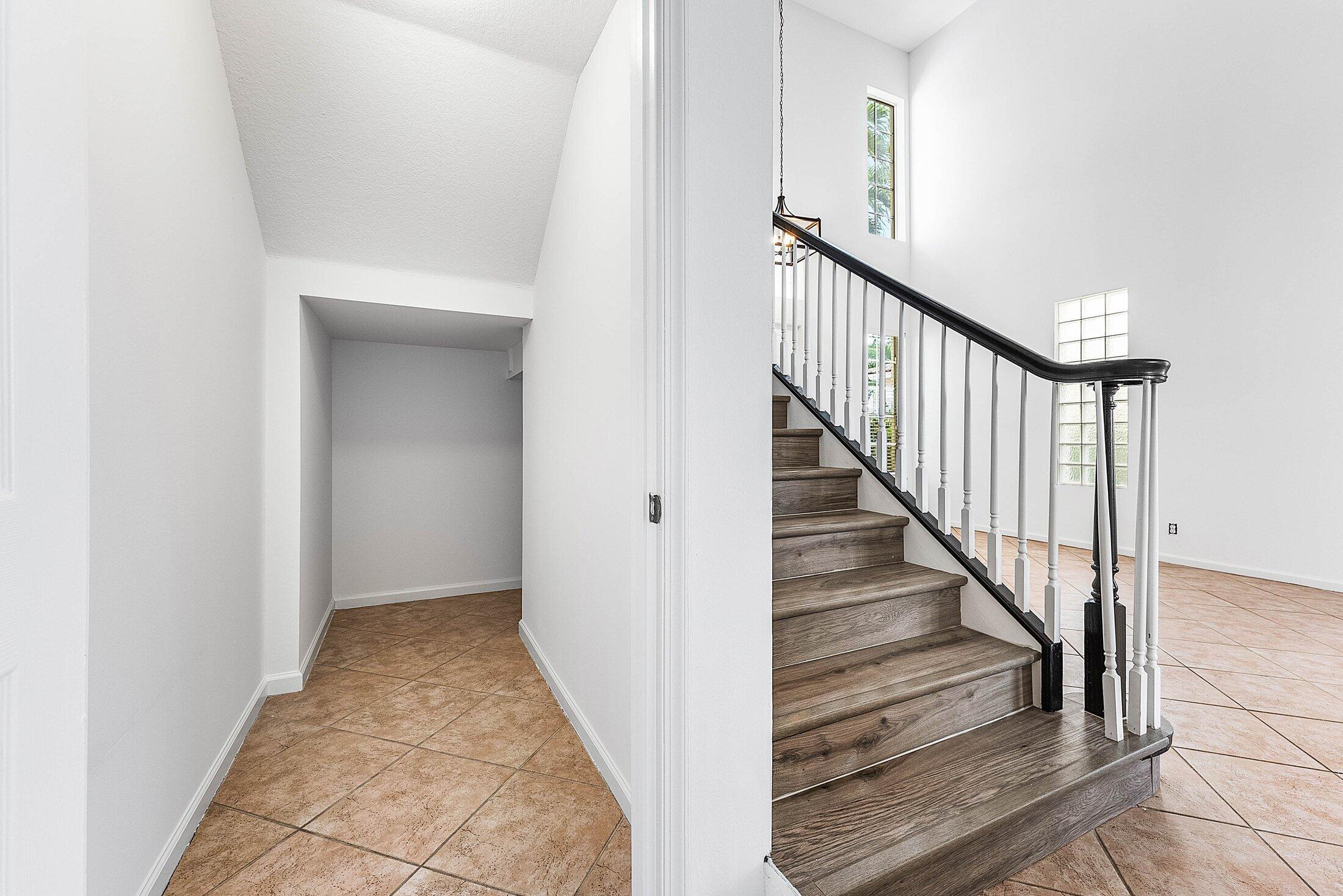 9724 Vineyard Court Boca Raton, FL 33428 - Photo 22 of 56 022-9724VineyardCourt-BocaRaton-FL-33428