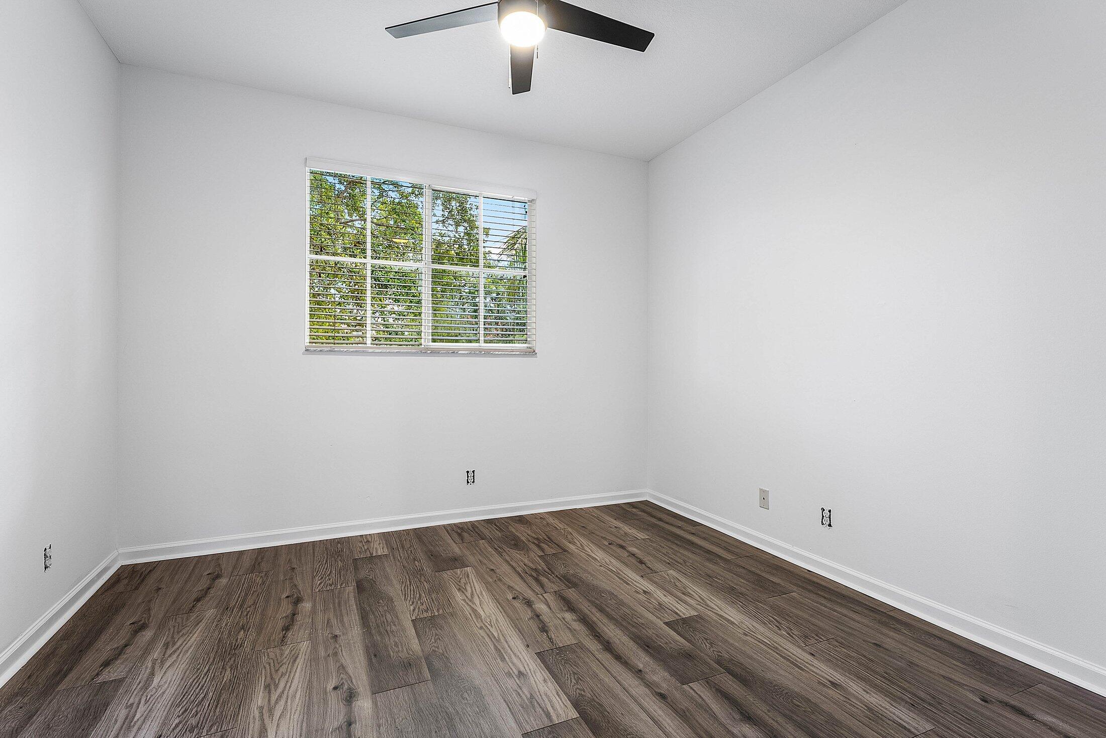 9724 Vineyard Court Boca Raton, FL 33428 - Photo 35 of 56 Guest Room