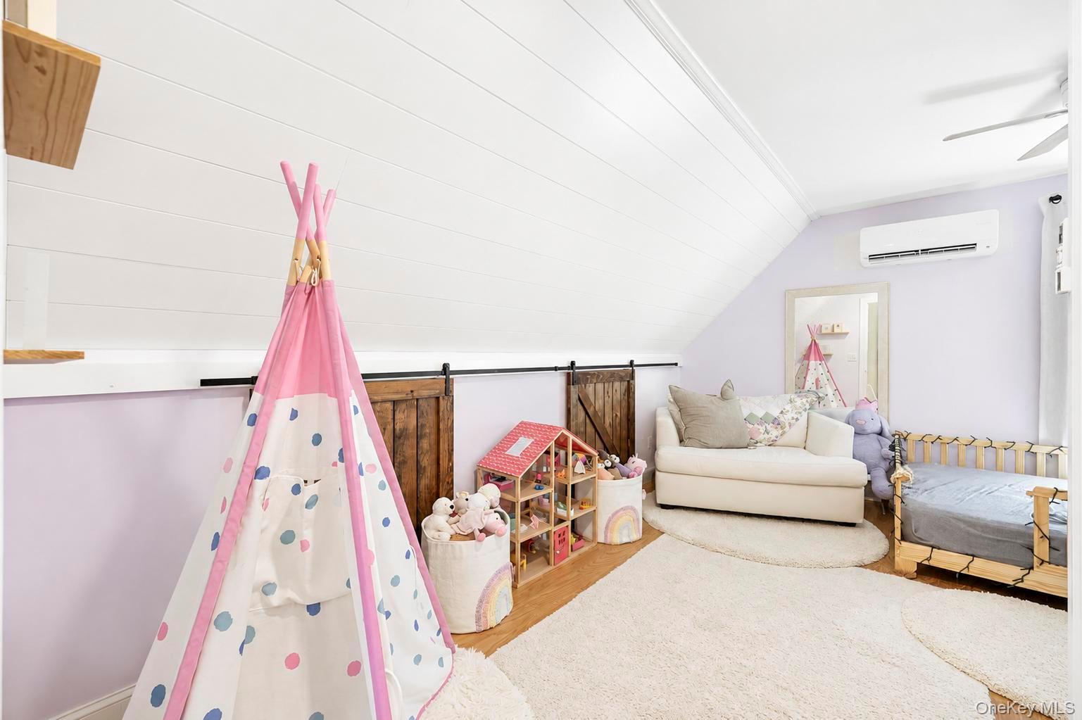 15 Canary Road Rocky Point, NY 11778 - Photo 20 of 26 Gallery Image 20