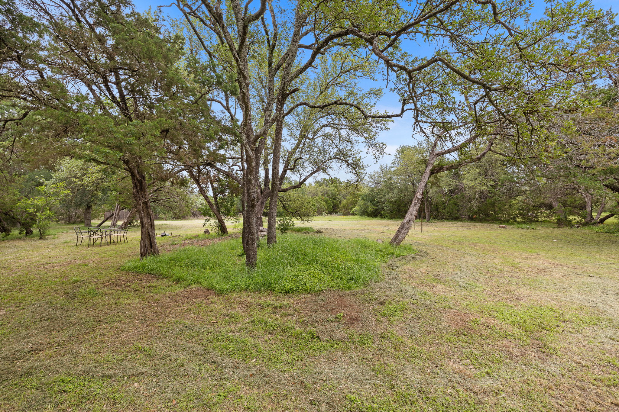 136 Valley View Road Georgetown, TX 78633 - Photo 35 of 40 All of this natural beauty is around just 15 minutes to I-35,10 minutes to HWY 183, 12 minutes to Toll Road 130, 39 minutes door-to-door to Downtown Austin and approximately 50 minutes to Austin-Bergstrom International Airport