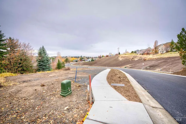 $85,000 | 2060 West View Drive, Moscow, ID 83843