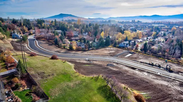 $85,000 | 2060 West View Drive, Moscow, ID 83843