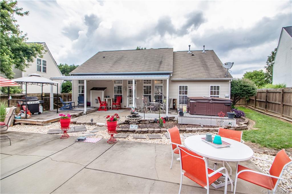 2475 Smith Cove Road Denver, NC 28037 - Photo 29 of 33 Gallery Image 29
