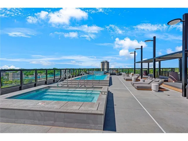 $9,995 | 3012 Excelsior Boulevard, Unit 804, Minneapolis, MN 55416