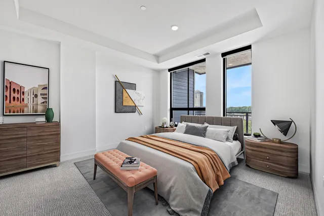 $9,995 | 3012 Excelsior Boulevard, Unit 804, Minneapolis, MN 55416