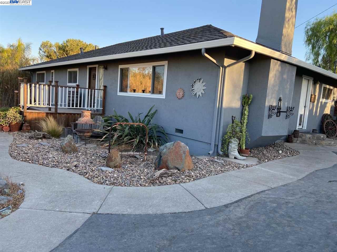 19420 West Grant Line Road Tracy, CA 95391 - Photo 2 of 28 Gallery Image 2