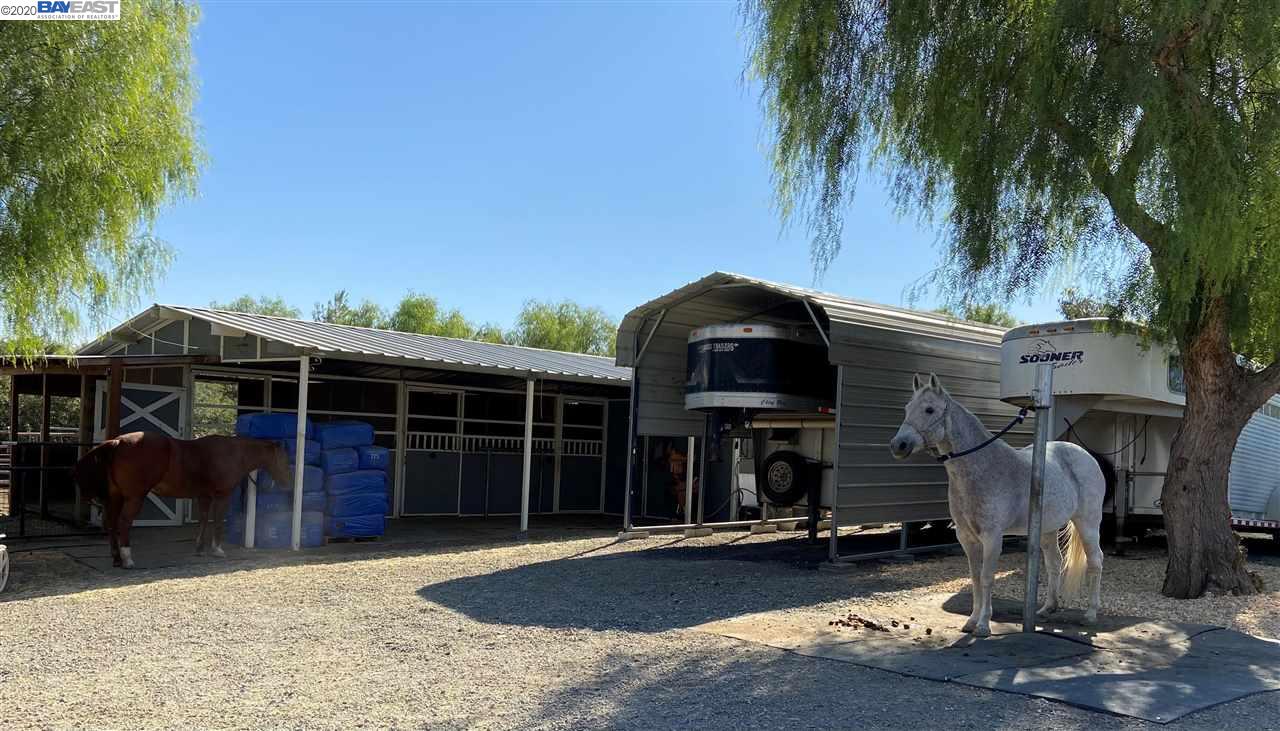 19420 West Grant Line Road Tracy, CA 95391 - Photo 18 of 28 Gallery Image 18