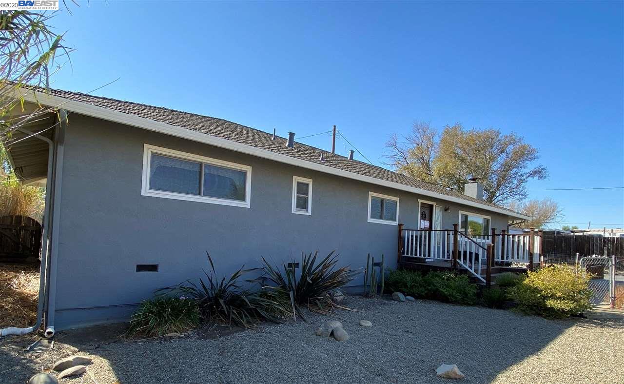 19420 West Grant Line Road Tracy, CA 95391 - Photo 3 of 28 Gallery Image 3