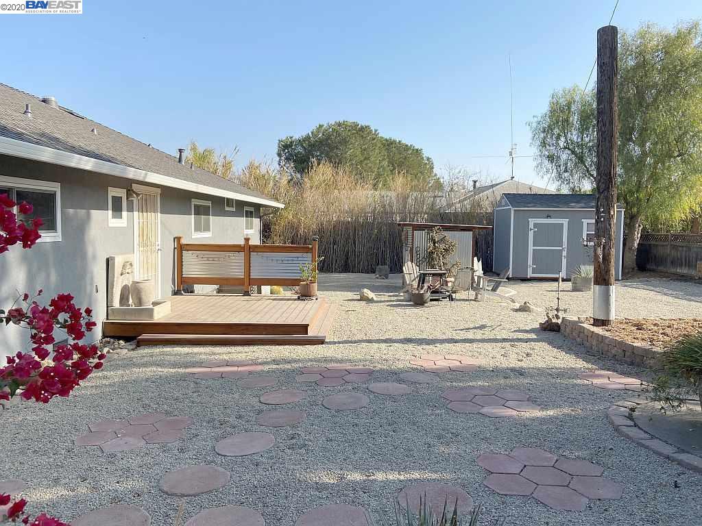 19420 West Grant Line Road Tracy, CA 95391 - Photo 21 of 28 Gallery Image 21