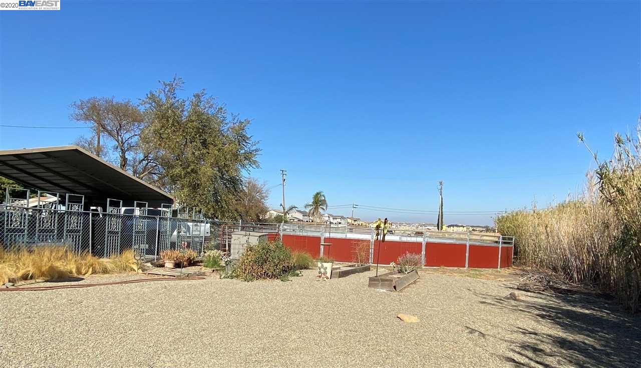 19420 West Grant Line Road Tracy, CA 95391 - Photo 26 of 28 Gallery Image 26
