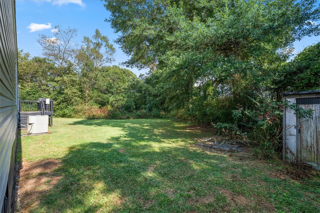 365 Armstrong Road Seneca, SC 29678 - Photo 27 of 30