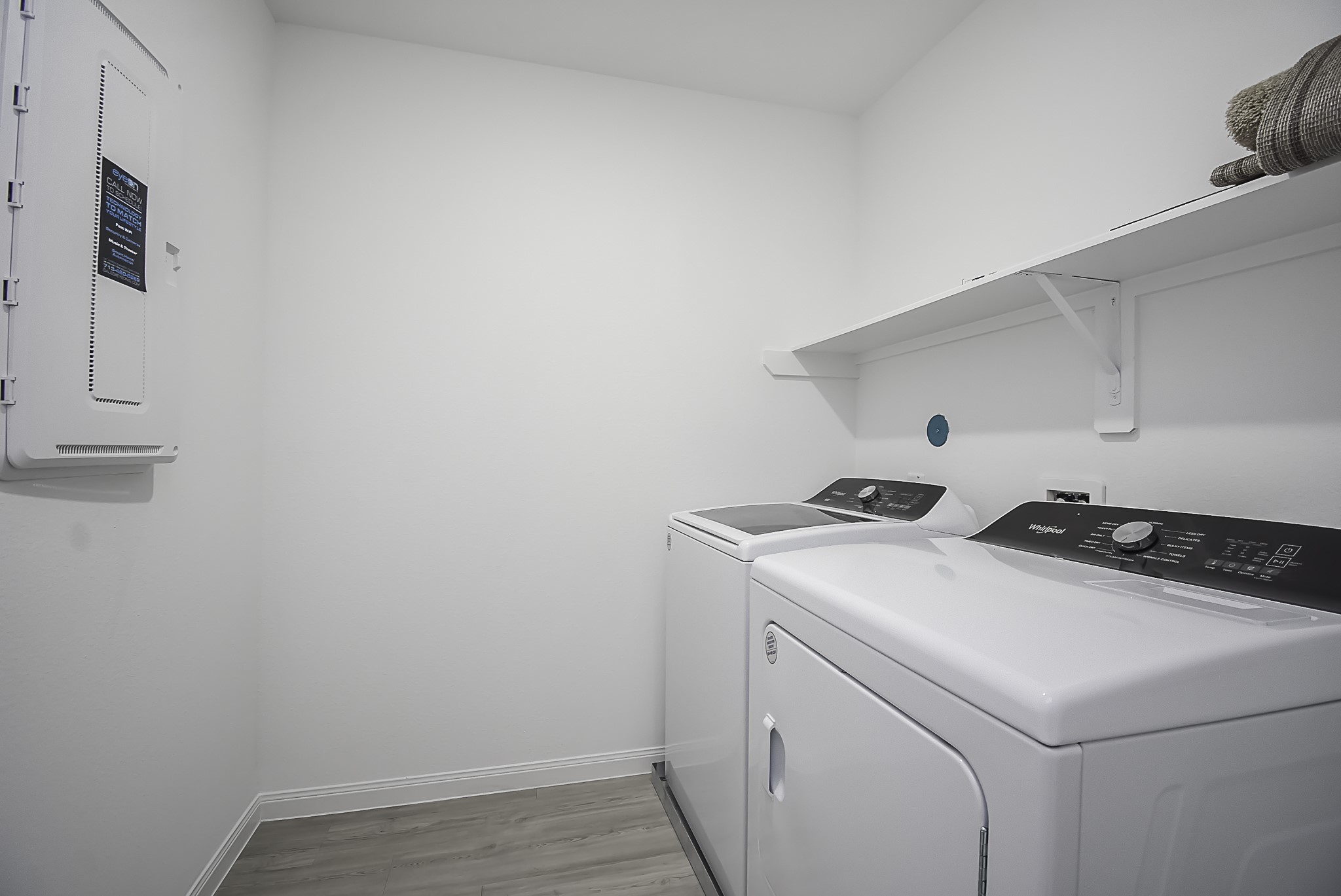 23407 Honey Spade Road Hockley, TX 77447 - Photo 21 of 34 a utility room with dryer and washer