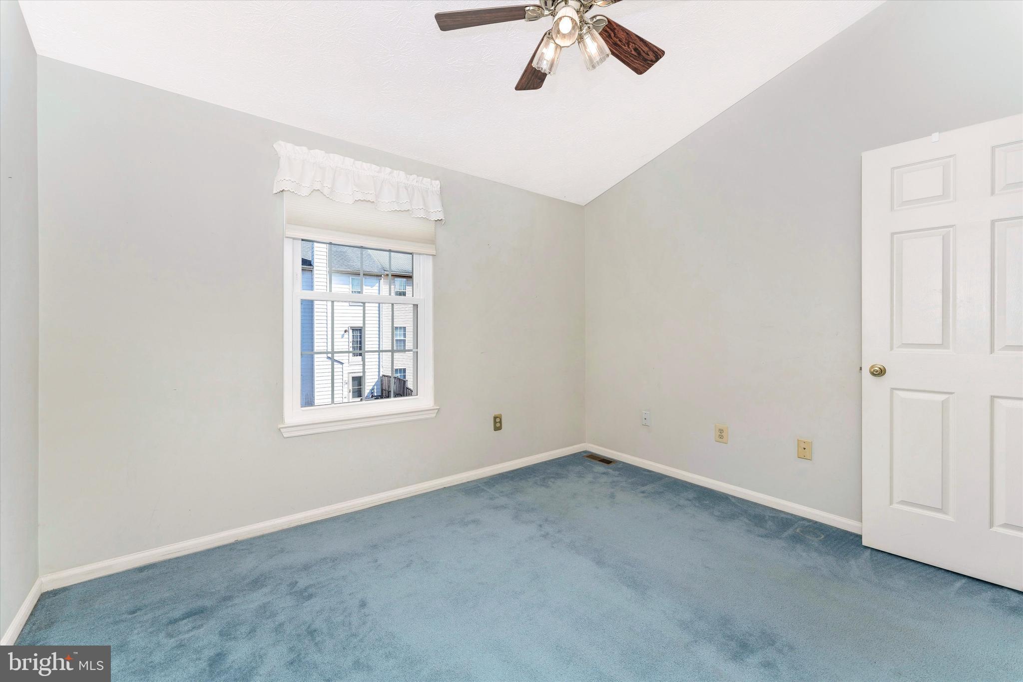 507 Goldspire Circle Frederick, MD 21703 - Photo 26 of 41 Bedroom 3